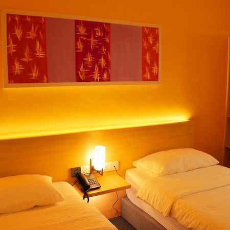 Hotel Jeti Tg Gemok Padang Endau Dış mekan fotoğraf