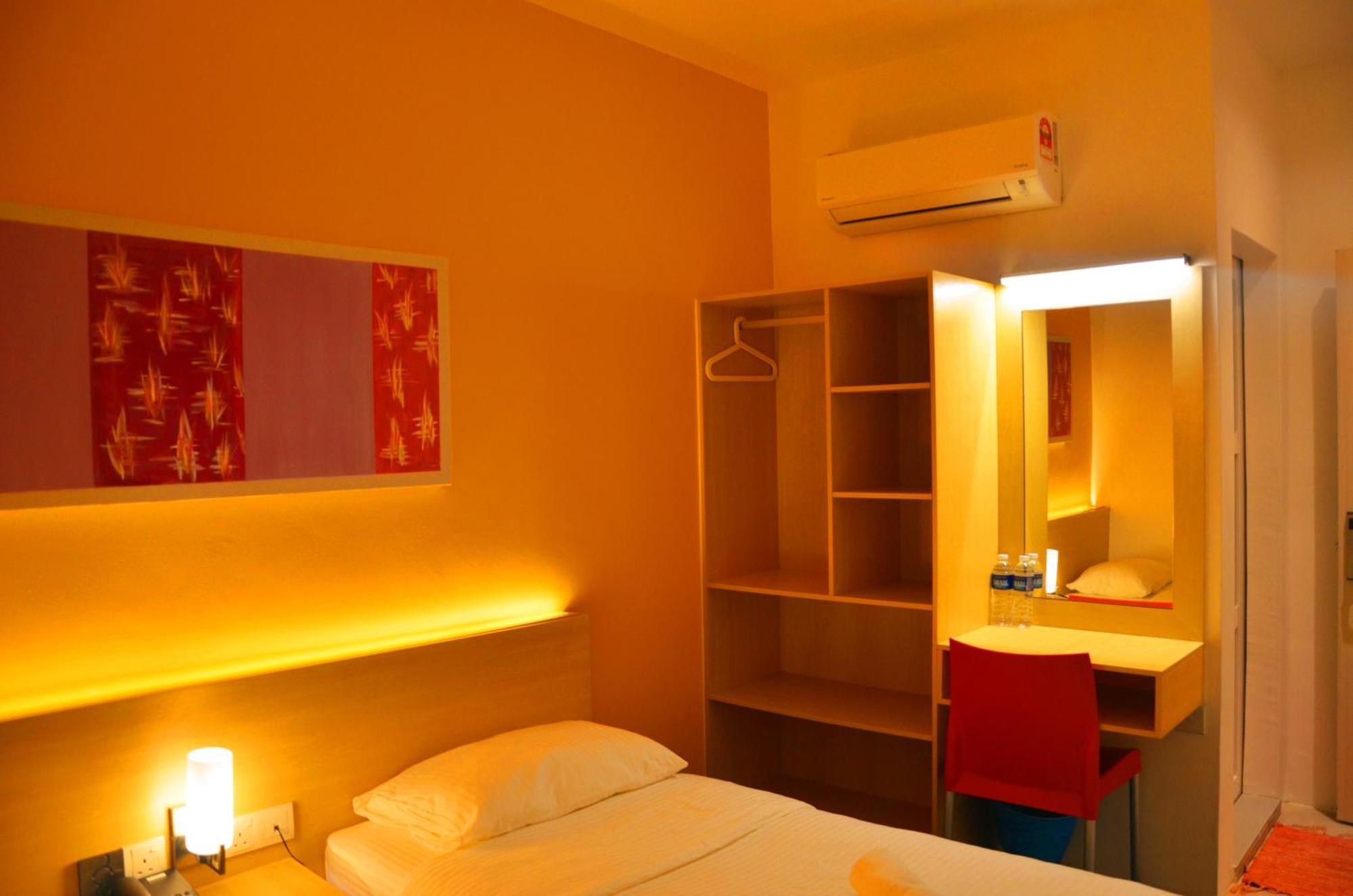 Hotel Jeti Tg Gemok Padang Endau Dış mekan fotoğraf