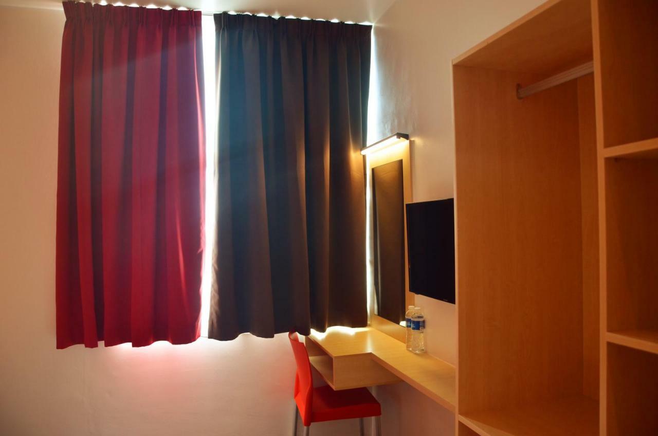 Hotel Jeti Tg Gemok Padang Endau Dış mekan fotoğraf